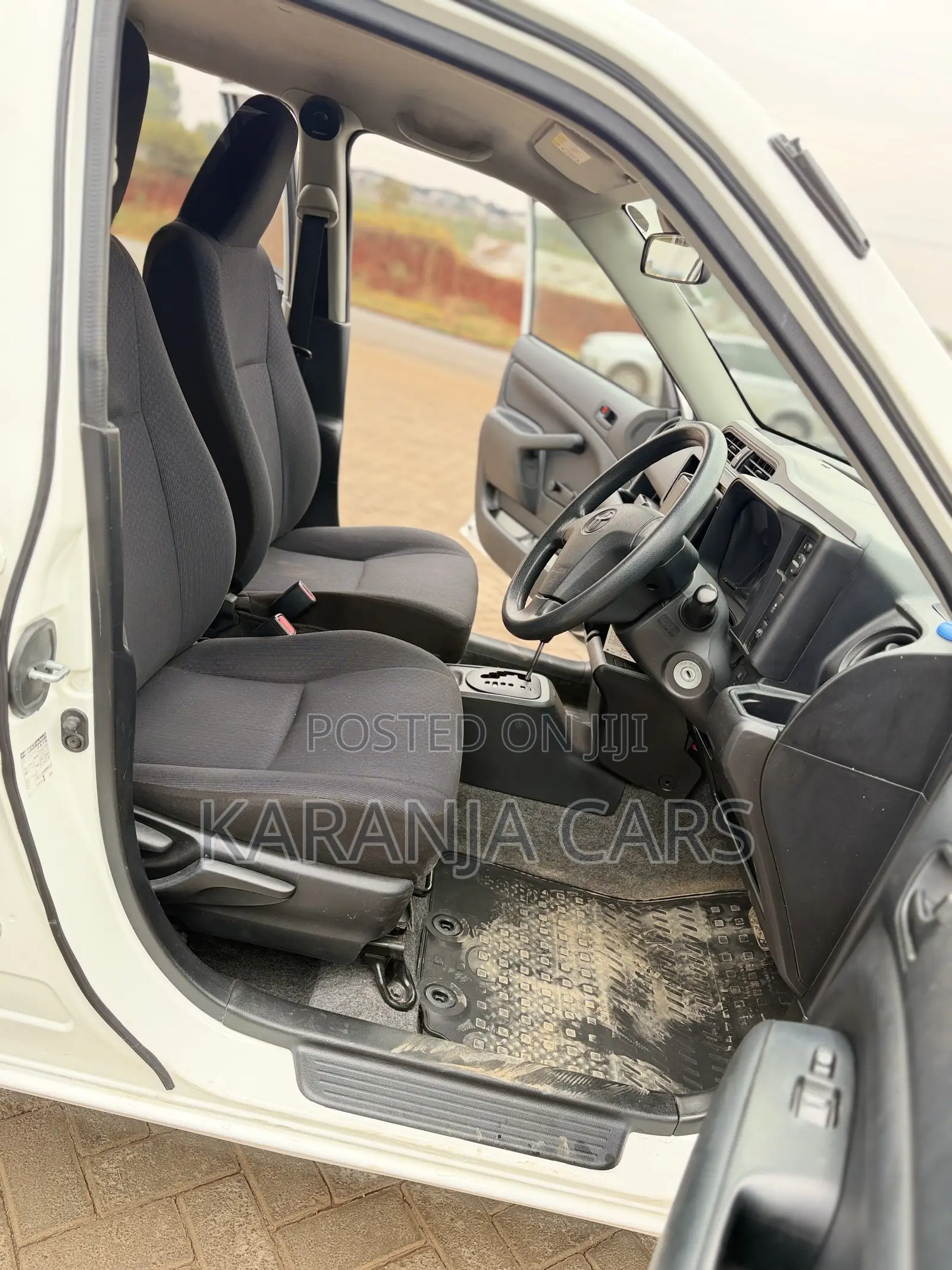 Toyota Probox 1.3 DX 2WD 2017 White