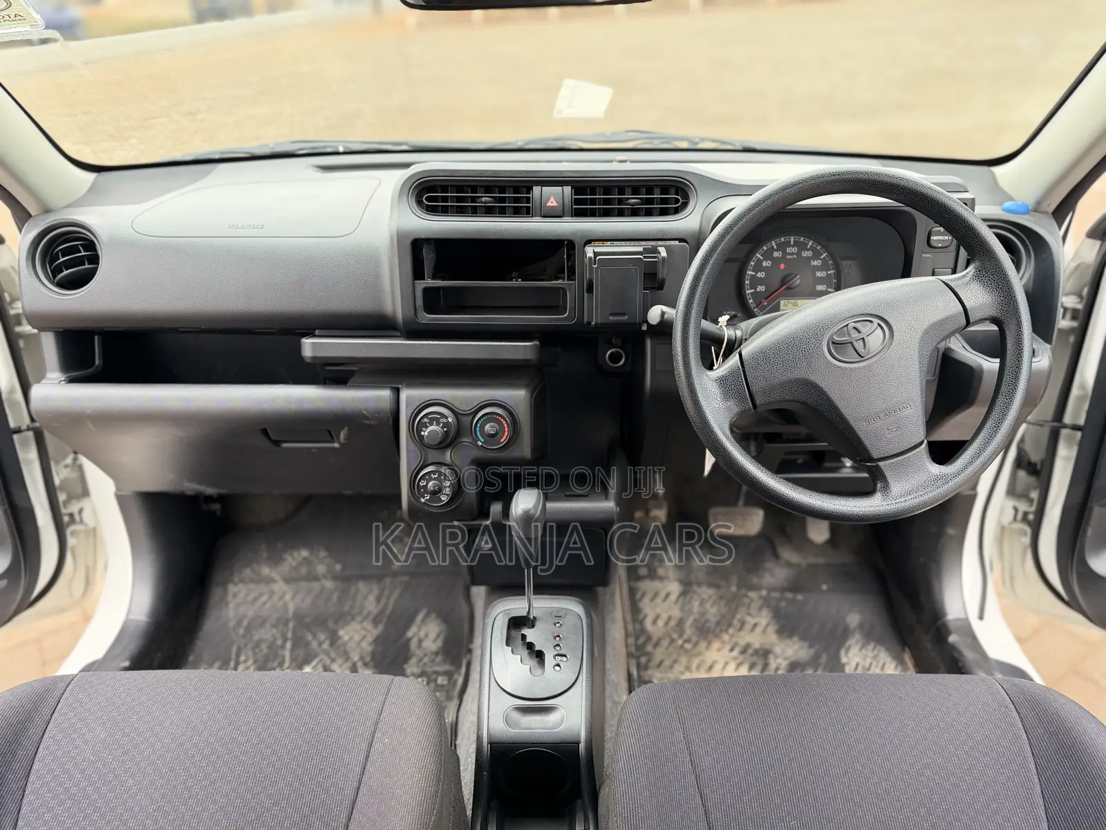 Toyota Probox 1.3 DX 2WD 2017 White