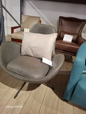 Accent Chairs