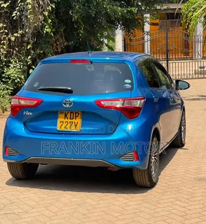 Toyota Vitz 2017 Blue