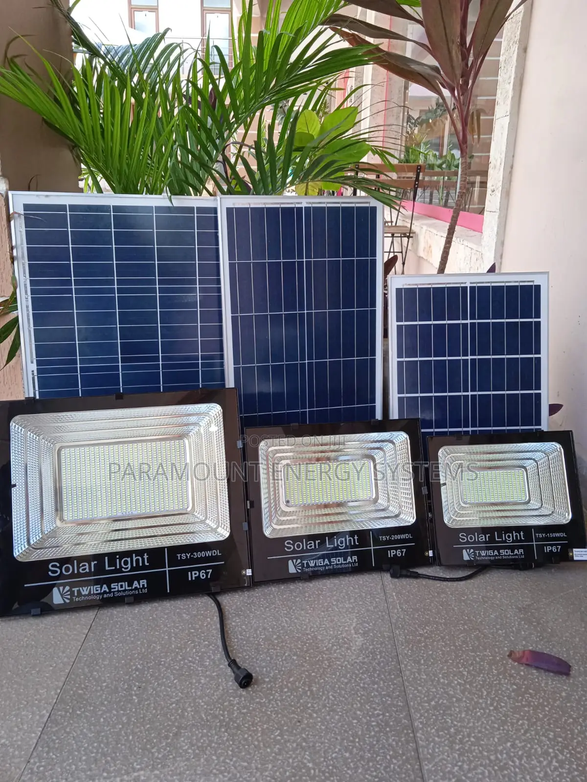 Super Bright and High Qulaity 30Watts Solar Flood Light