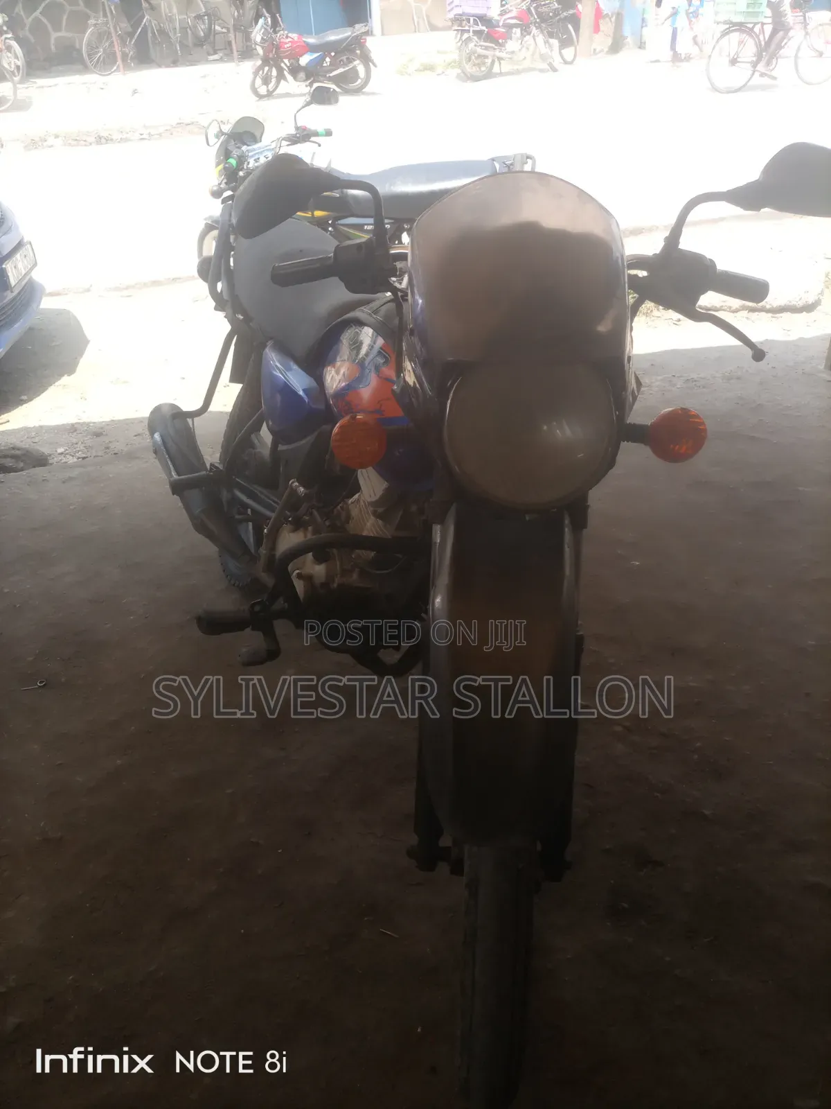 Bajaj Boxer 125 2022 Blue