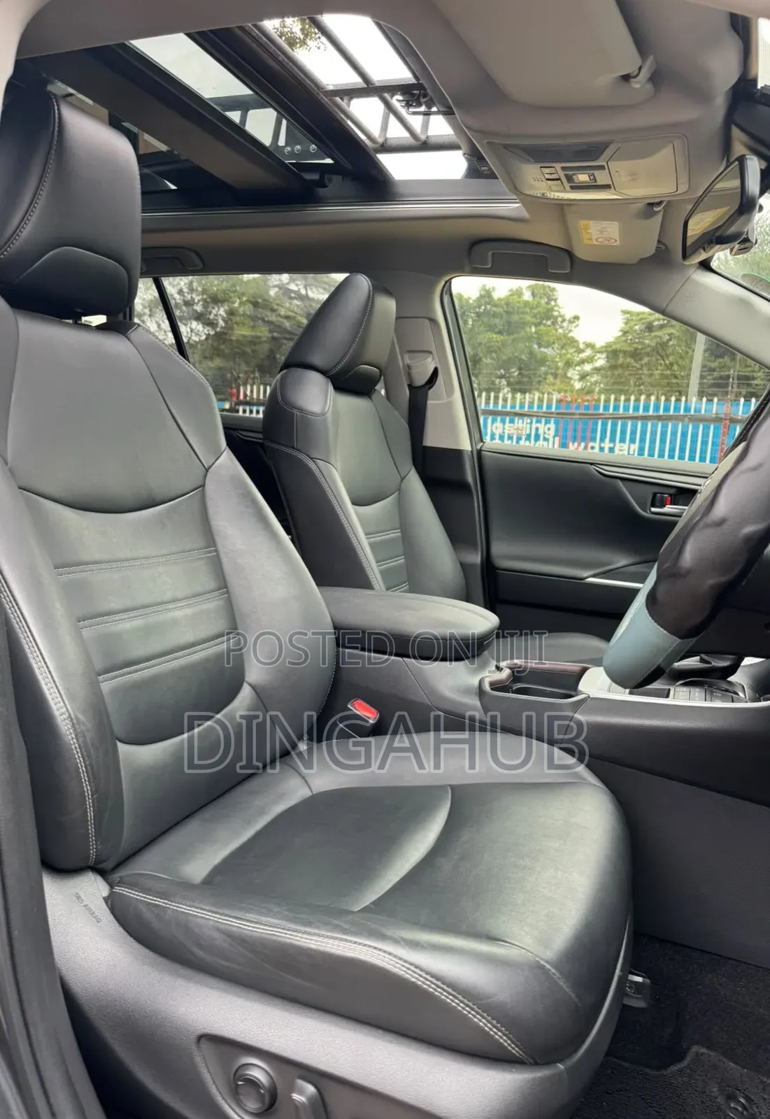 Toyota RAV4 2021 Gray