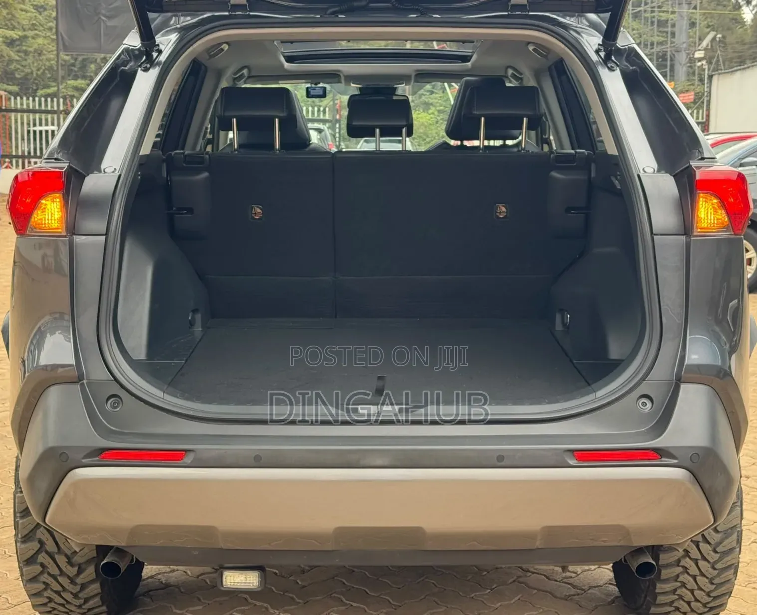 Toyota RAV4 2021 Gray