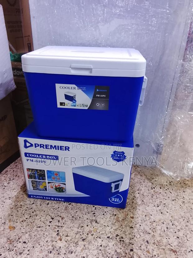 32L Insulated Cooler Box