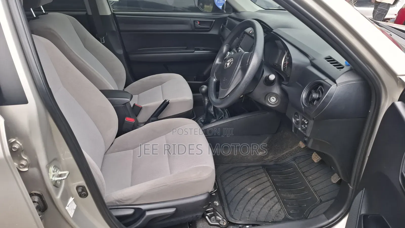 Toyota Axio 2015 Gray