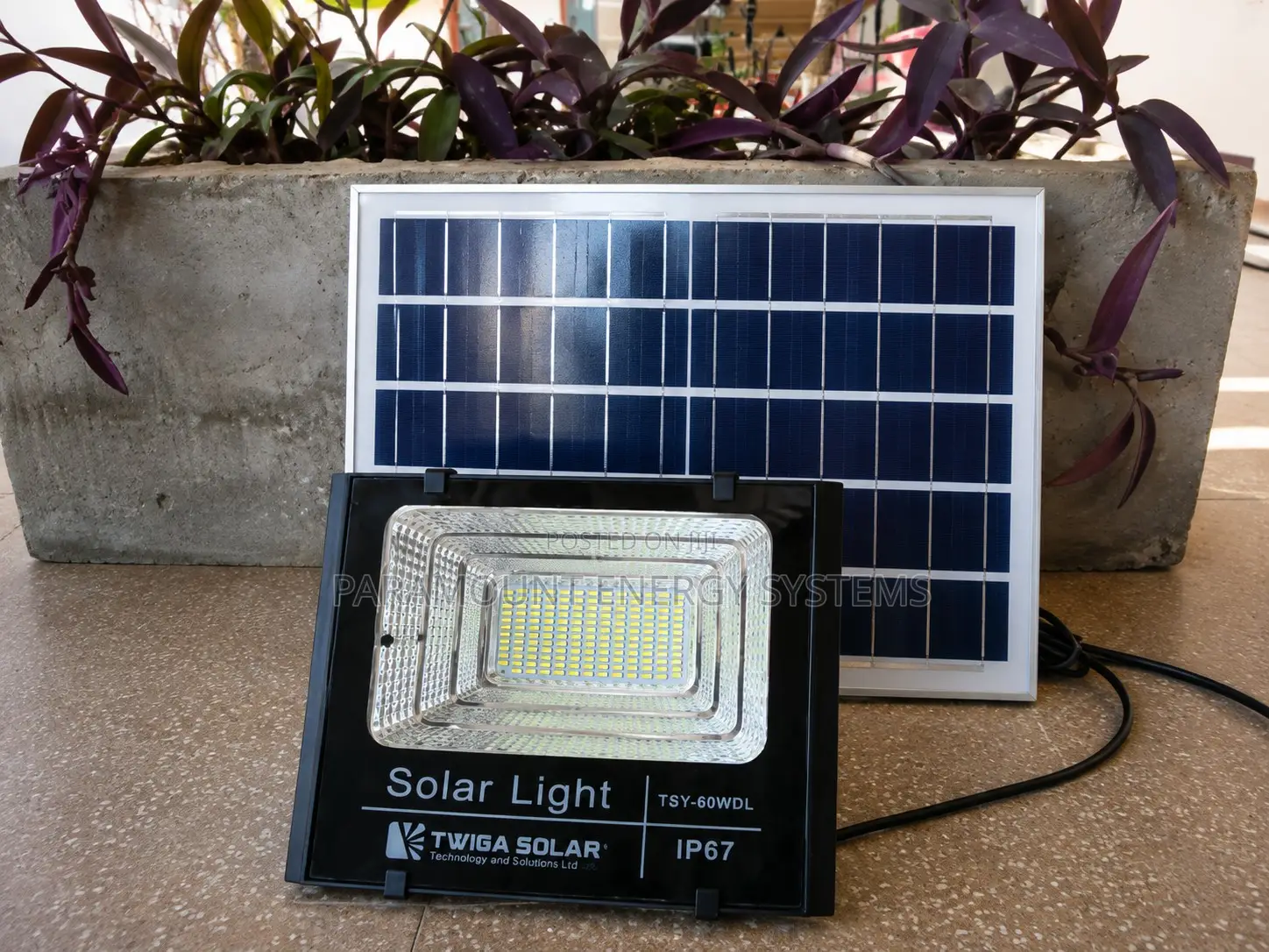 Super Bright and High Quality 60Watts Solar Floodlight