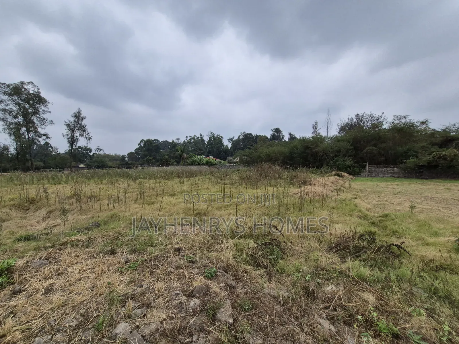 Half Acre Plot for Sale in Garden Estate at `