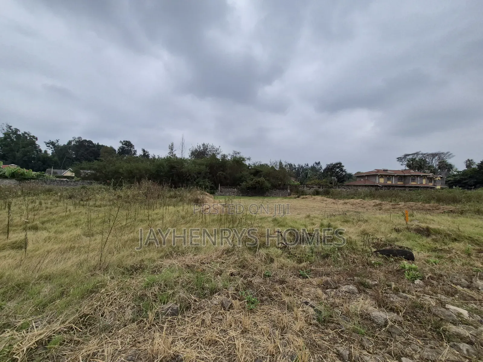 Half Acre Plot for Sale in Garden Estate at `