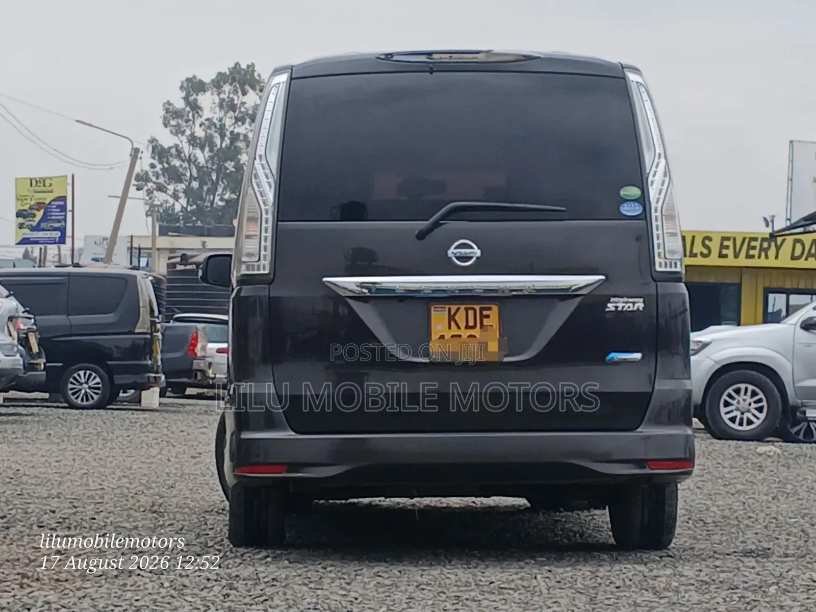 Nissan Serena 2014 Black