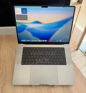 Laptop Apple MacBook Pro 2020 M1 32GB Apple M1 Pro SSD 512GB