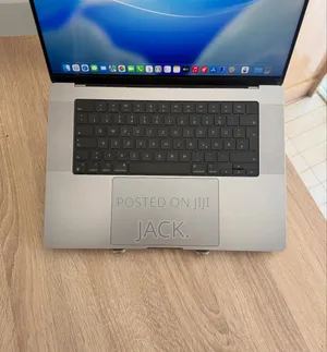 Laptop Apple MacBook Pro 2020 M1 32GB Apple M1 Pro SSD 512GB
