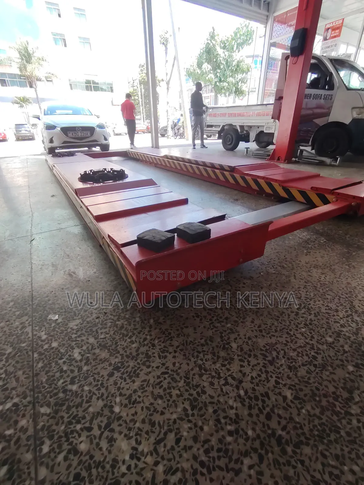 Synchronized Hydraulic System Big Scissor Carlift Machine Sunshine