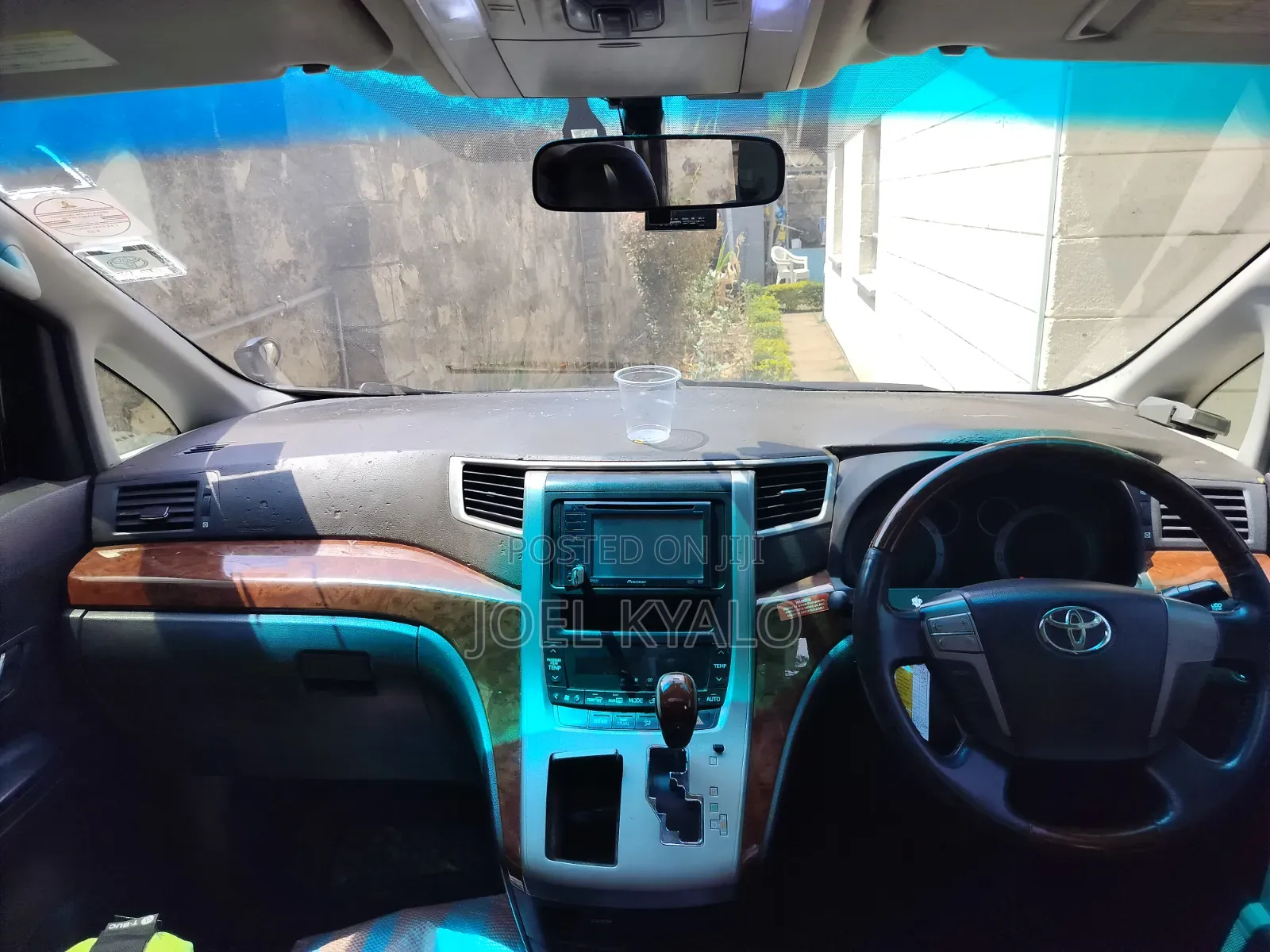 Toyota Alphard 2012 Black