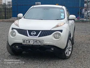 Nissan Juke SV 2013 White
