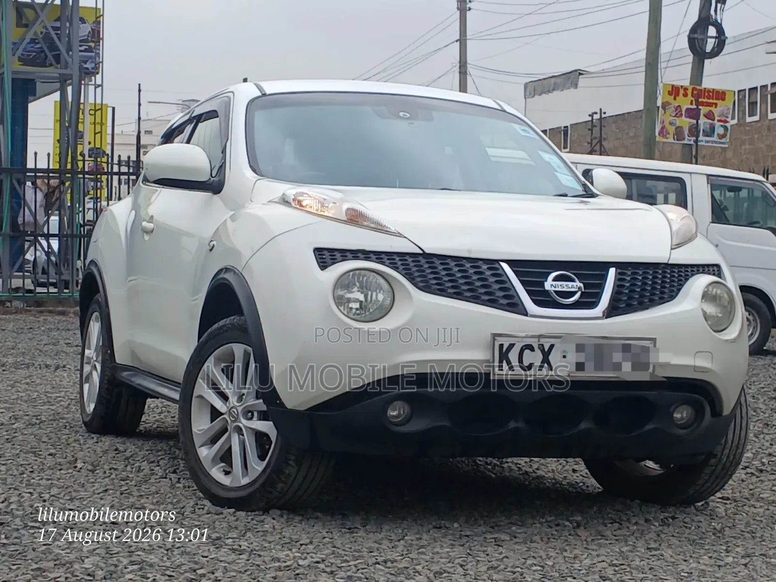 Nissan Juke SV 2013 White