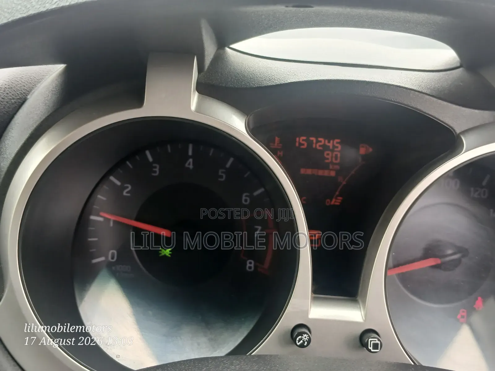 Nissan Juke SV 2013 White