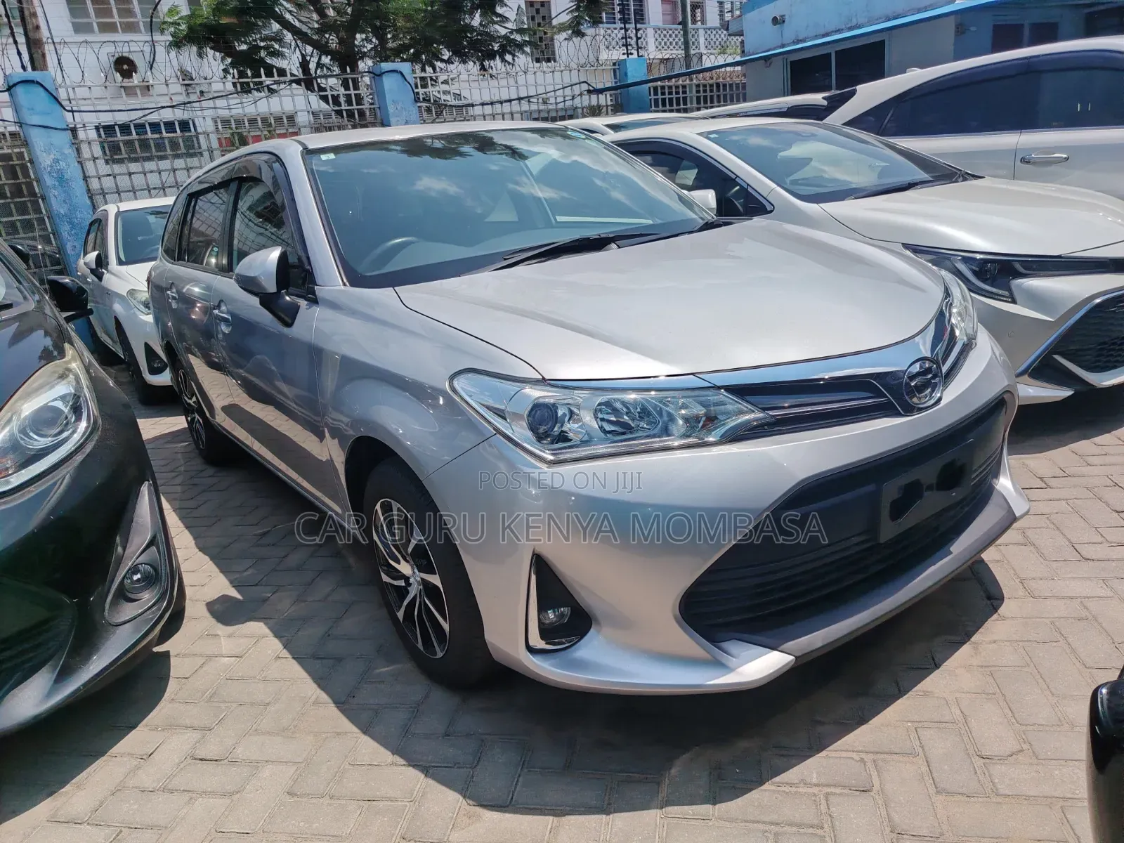 Toyota Corolla Fielder 2019 Silver