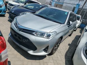 Toyota Corolla Fielder 2019 Silver