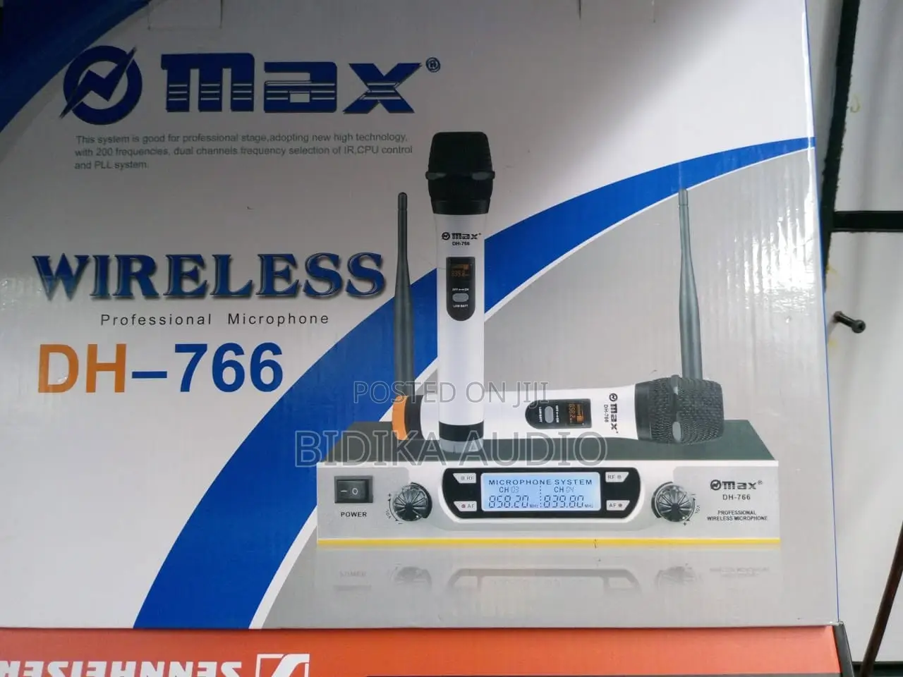 Brand New Max DH-766 Dual Wireless Microphone System