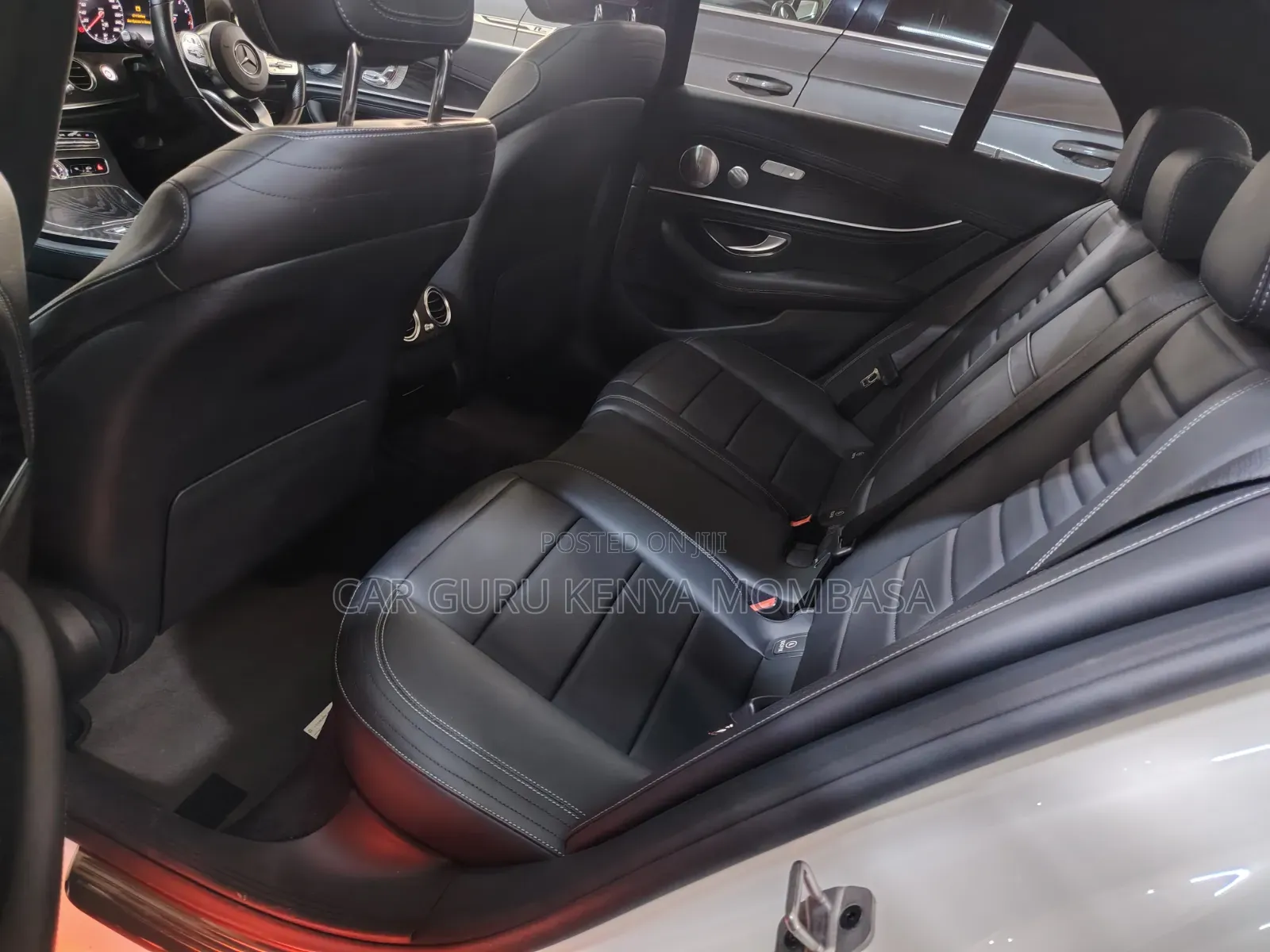 Mercedes-Benz E300 2019 White