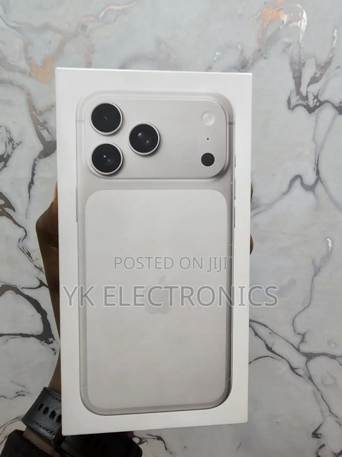 New Apple iPhone 17 Pro Max 256 GB Silver