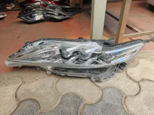 Toyota Harrier 2018 Headlight (192)