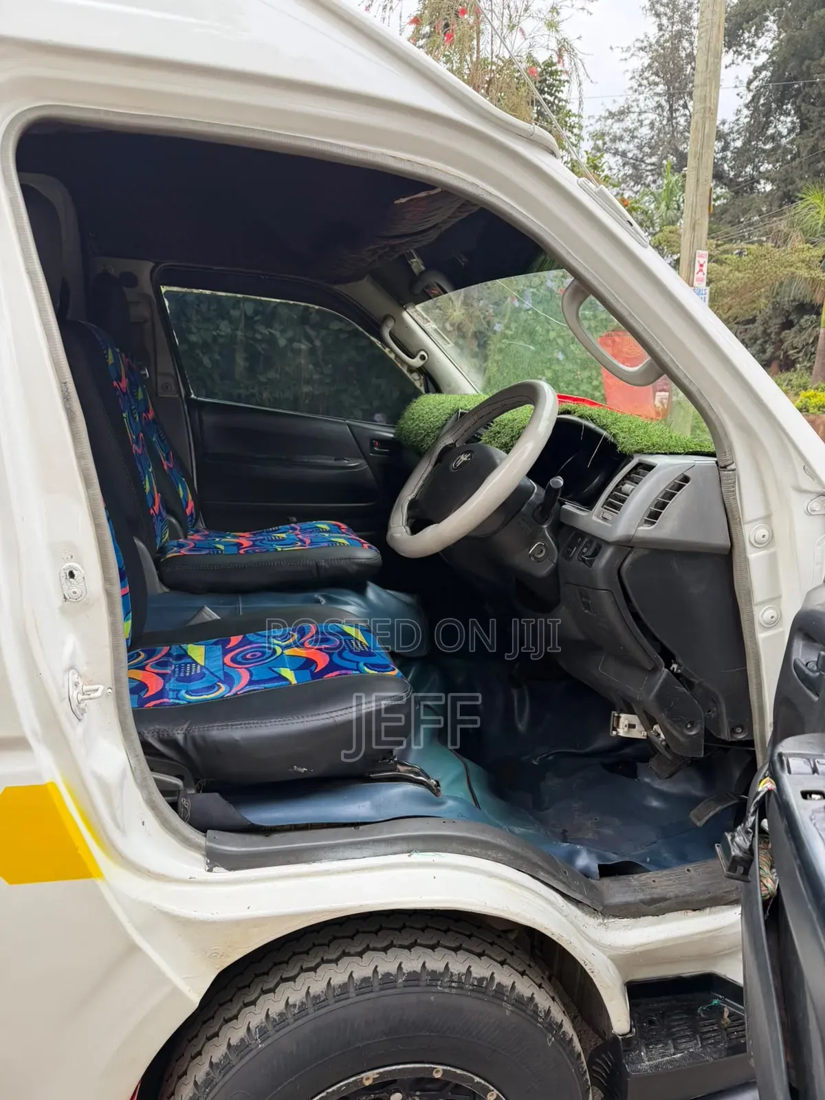 Toyota HiAce 2008 White