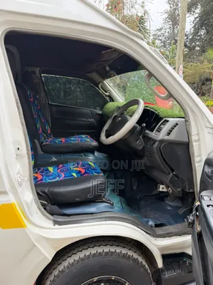 Toyota HiAce 2008 White
