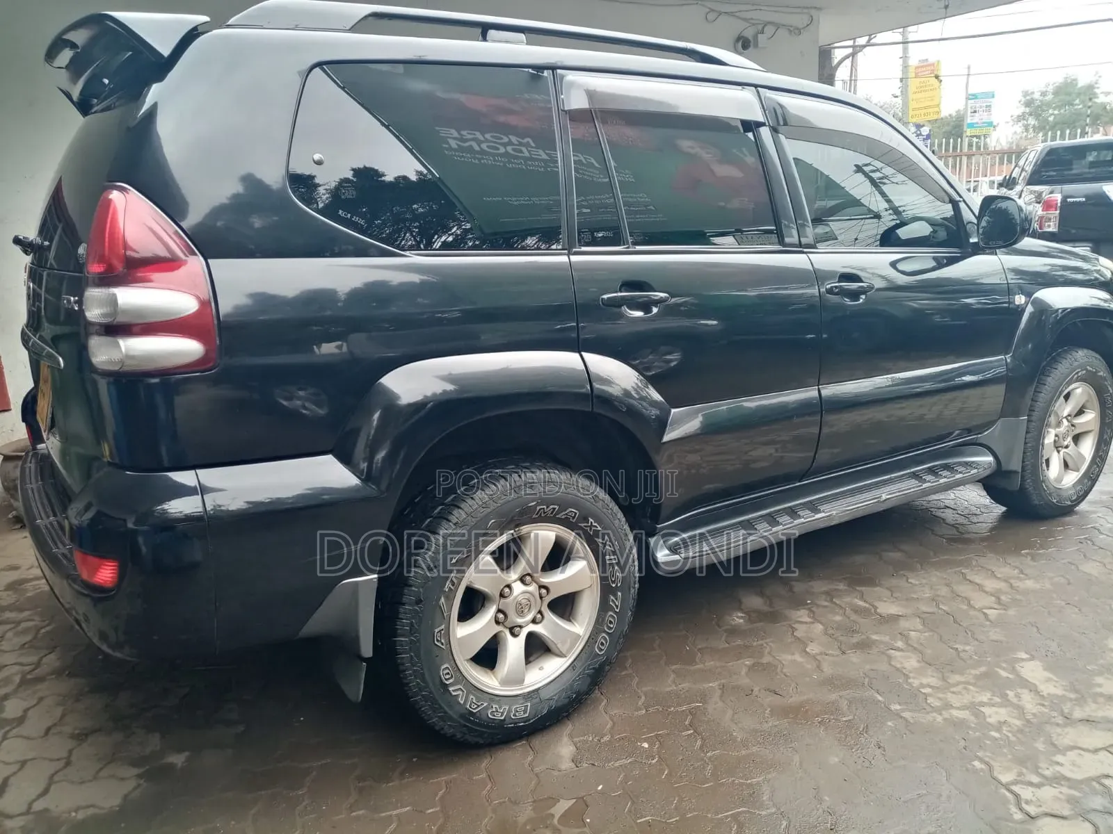 Toyota Land Cruiser Prado 2008 Black
