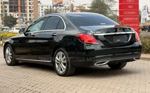 Mercedes-Benz C200 2019 Green