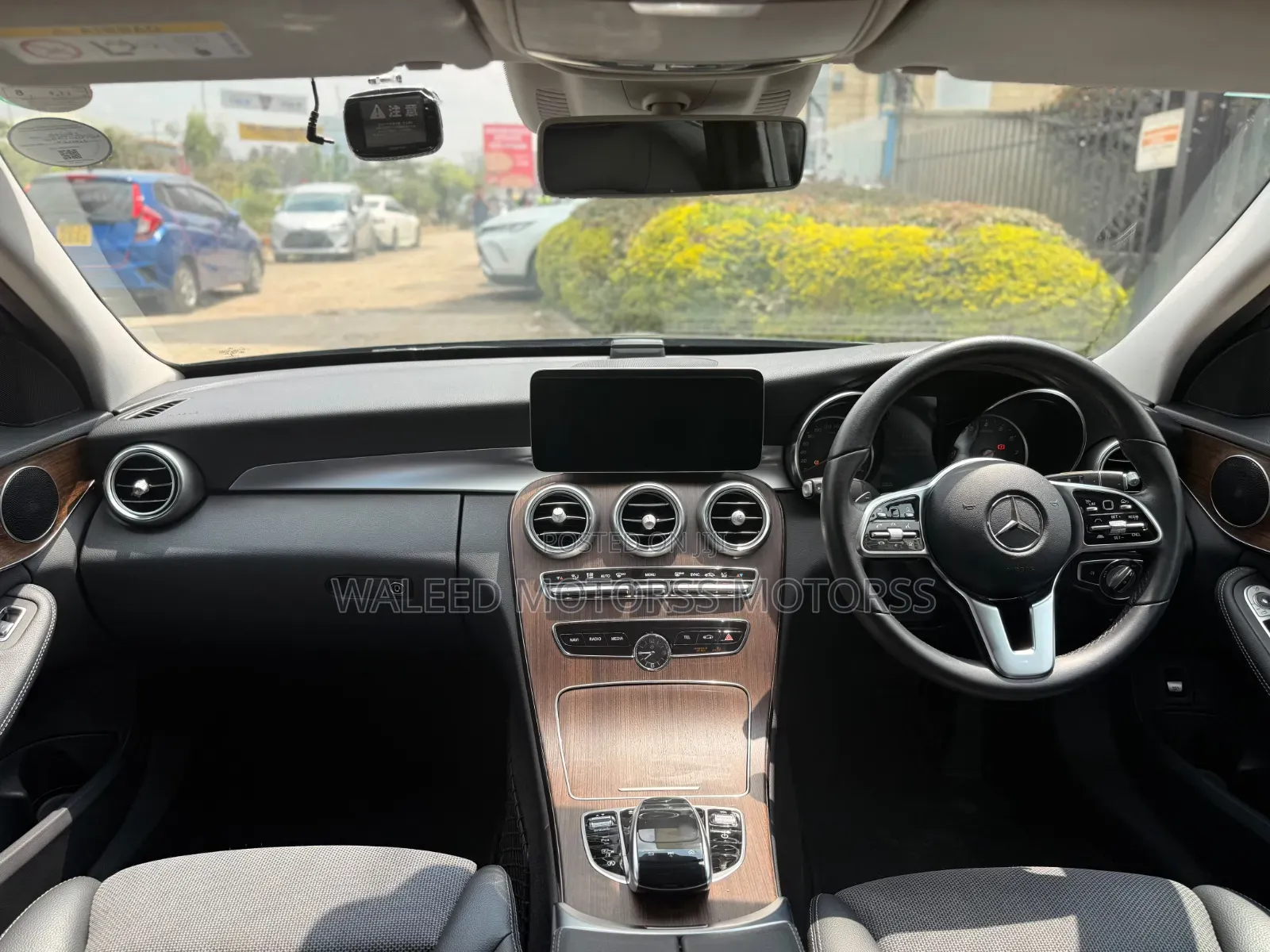 Mercedes-Benz C200 2019 Green