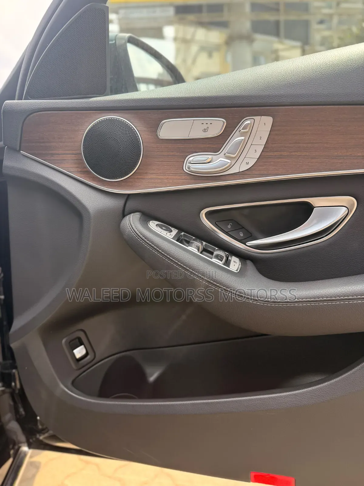Mercedes-Benz C200 2019 Green