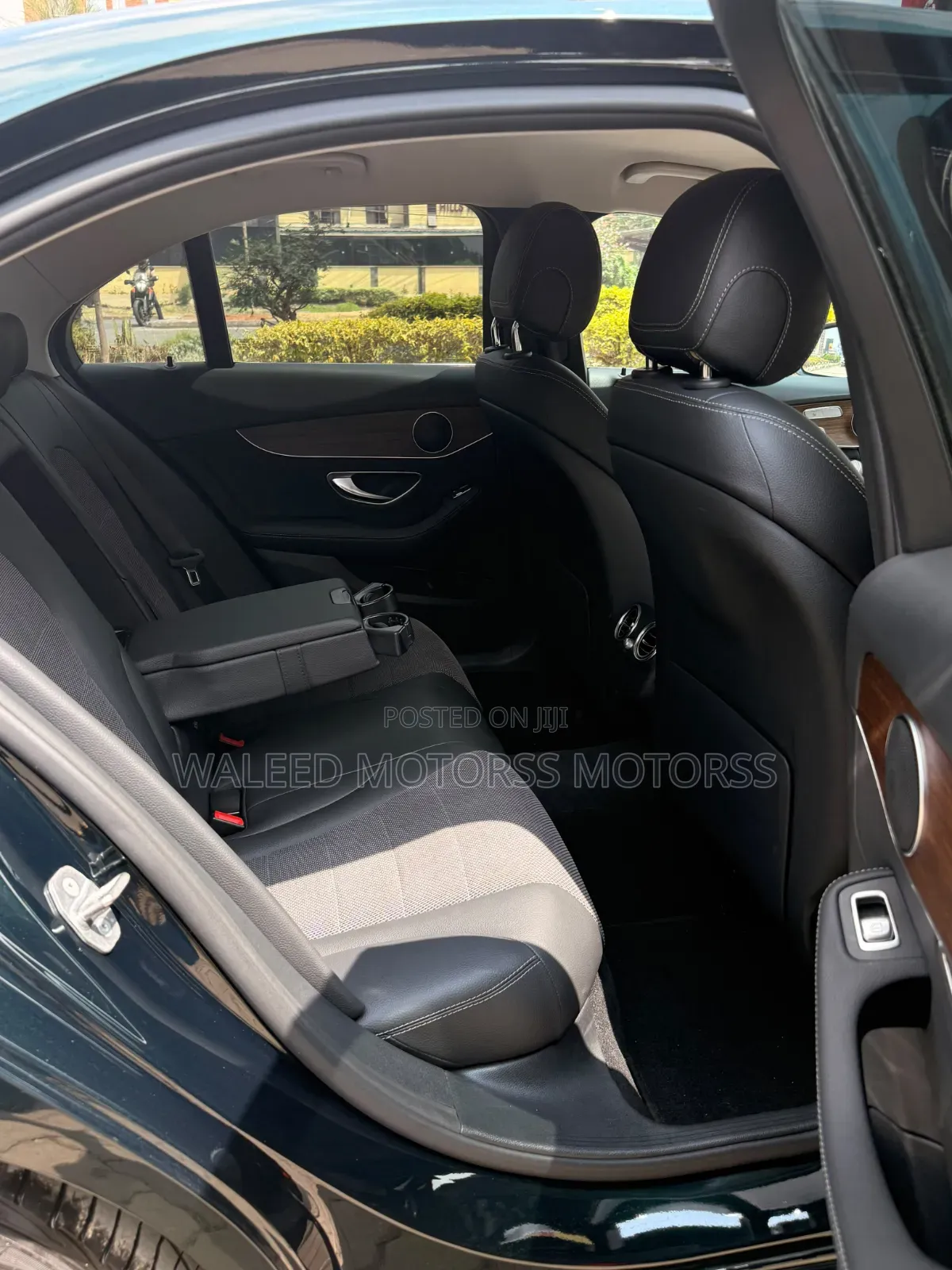 Mercedes-Benz C200 2019 Green