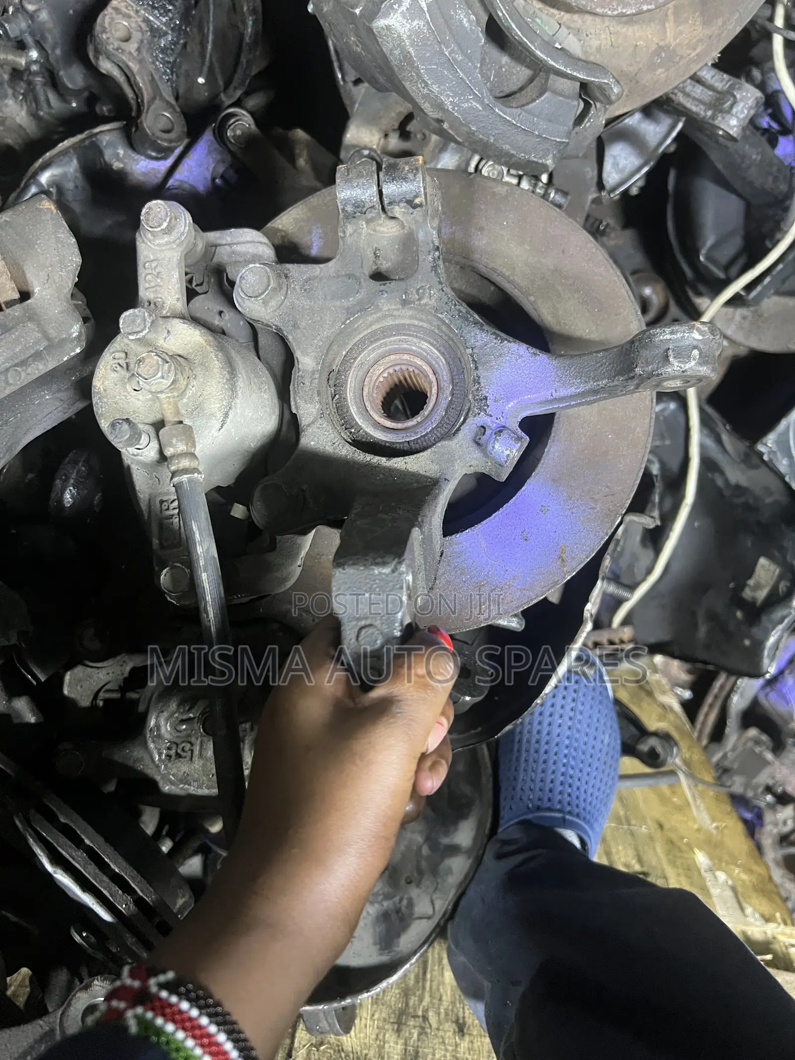 Front Hub Suzuki Alto