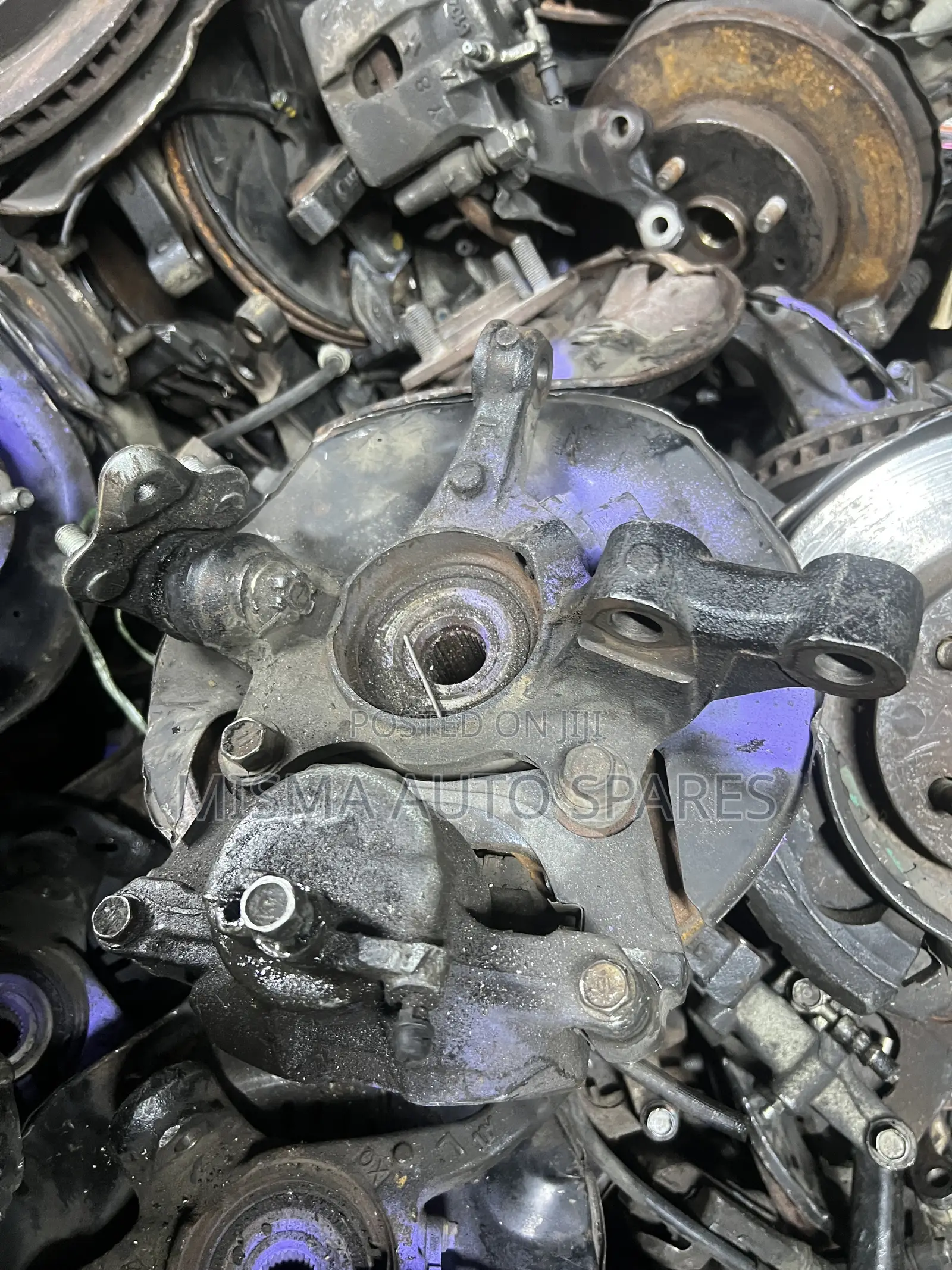 Front Hub Suzuki Alto