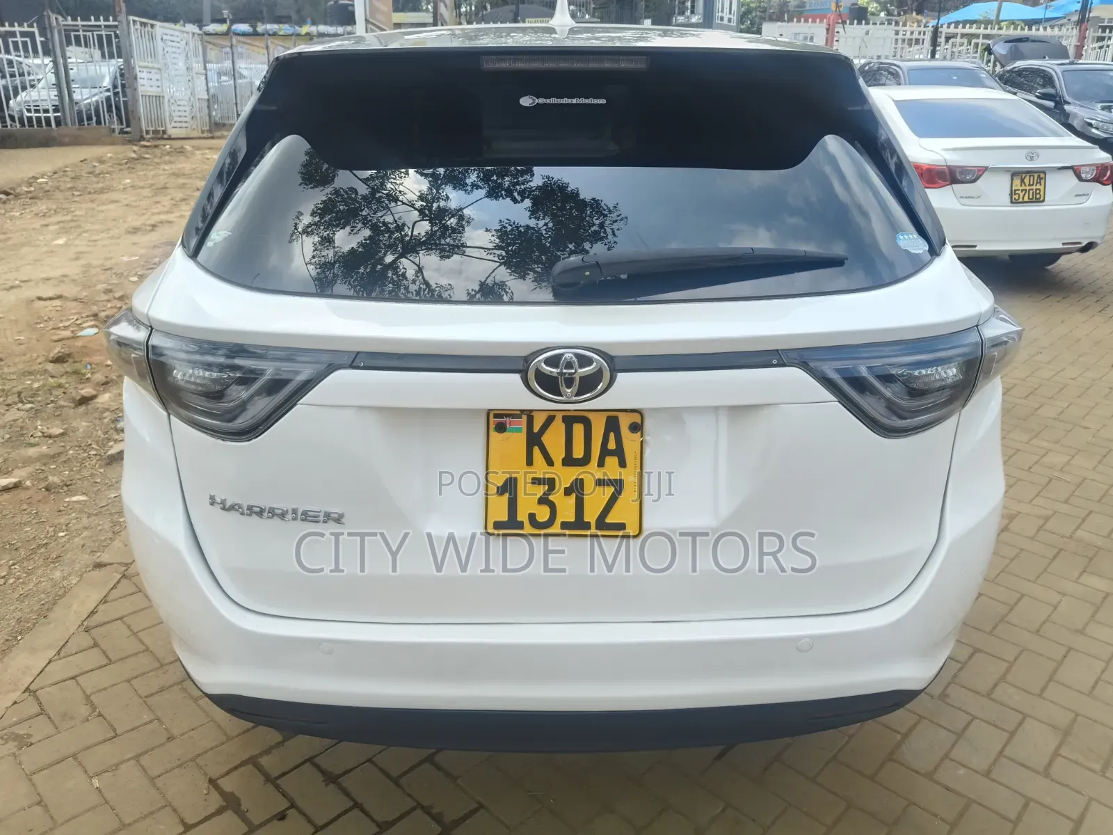 Toyota Harrier 2014 White