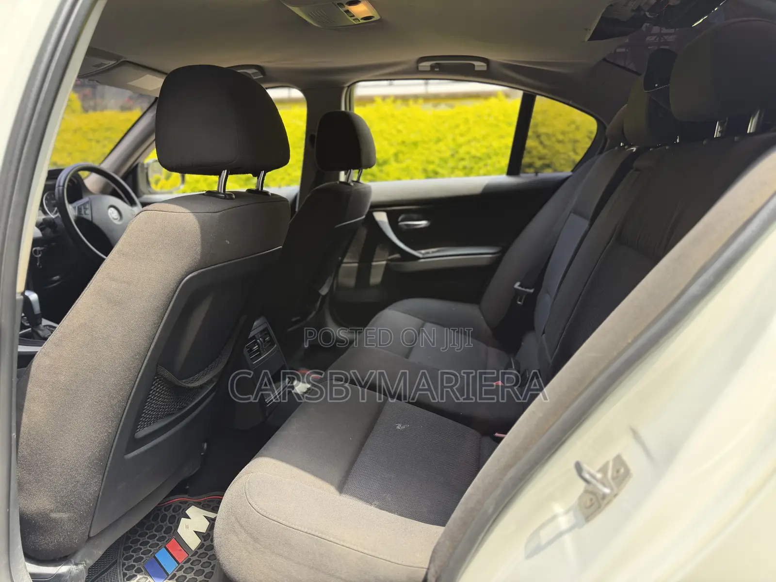 BMW 320i 2011 White