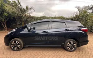 Honda Fit Shuttle 2018 Blue