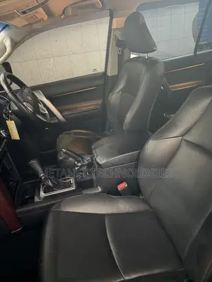Toyota Land Cruiser Prado 2014 White
