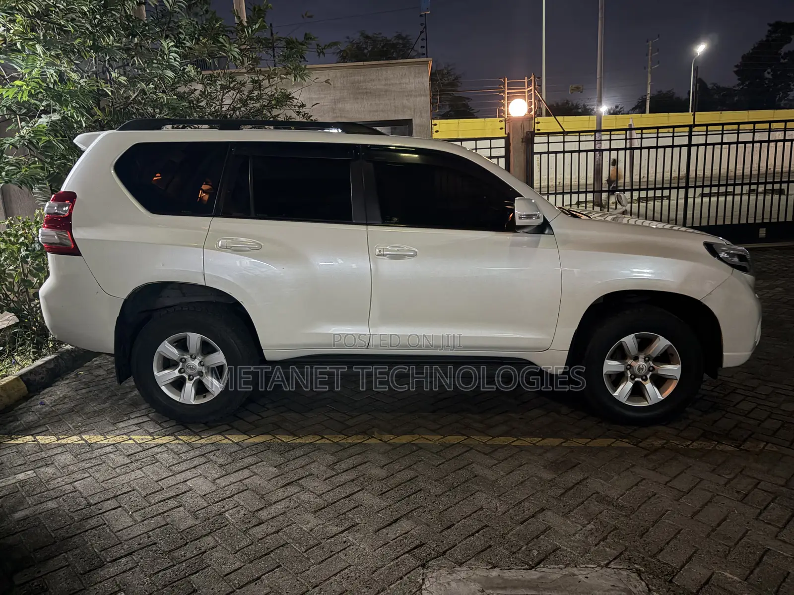Toyota Land Cruiser Prado 2014 White