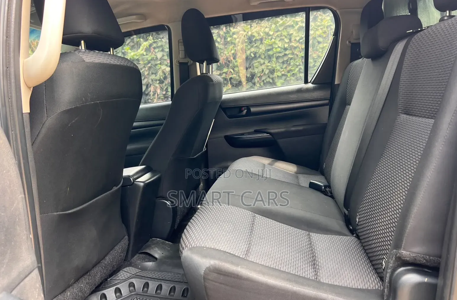 Toyota Hilux 2021 Gray