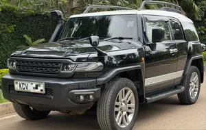 Toyota FJ Cruiser 2012 Matt Black