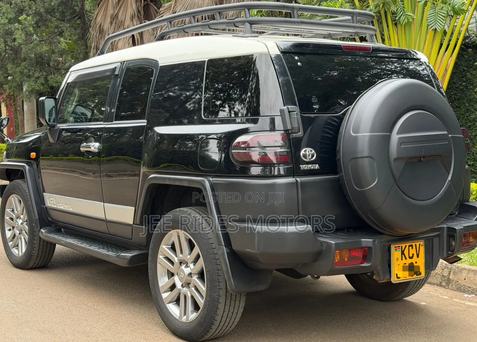 Toyota FJ Cruiser 2012 Matt Black