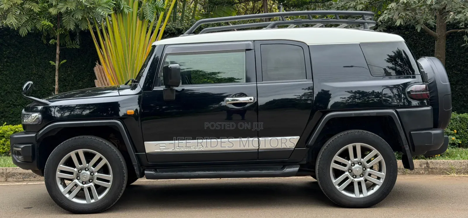 Toyota FJ Cruiser 2012 Matt Black