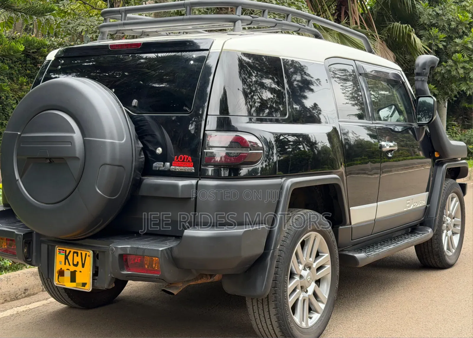 Toyota FJ Cruiser 2012 Matt Black
