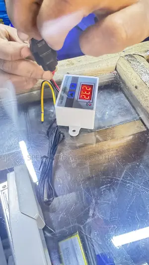 Digital Temperature Controller ( Thermostat Control)XH-W3001
