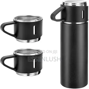 Premium 500ml Vacuum Flask Gift Set (Includes 3 Cups)