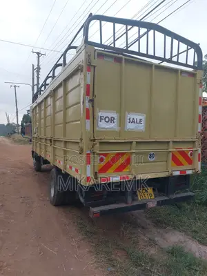 Isuzu NQR 75 Cargo Truck 2011 Blue