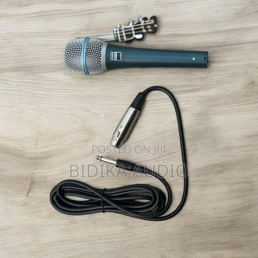 Brand New Shure Beta 87 Corded Vocal Microphone – Heavy Duty